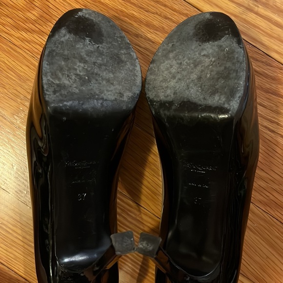 YSL black patent, leather tribute here - Picture 4 of 5